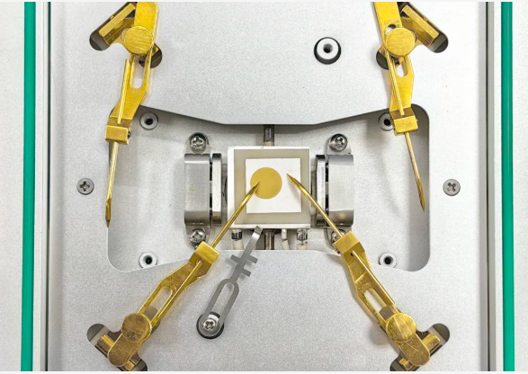 MLCC-600型陶瓷电容器介电温谱测试仪2.png
