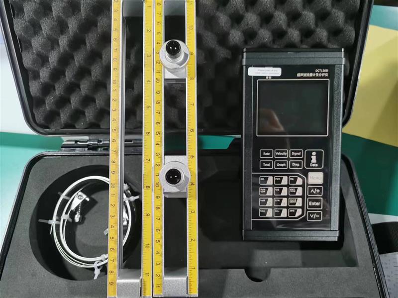 DCT1268 便携式超声波流量计