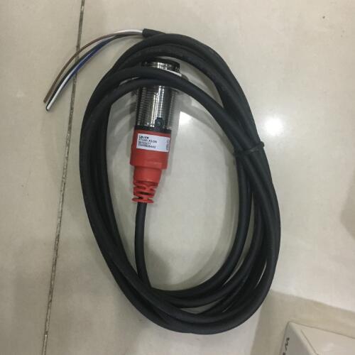 传感器Leuze型号DB112UP,1-20,2500