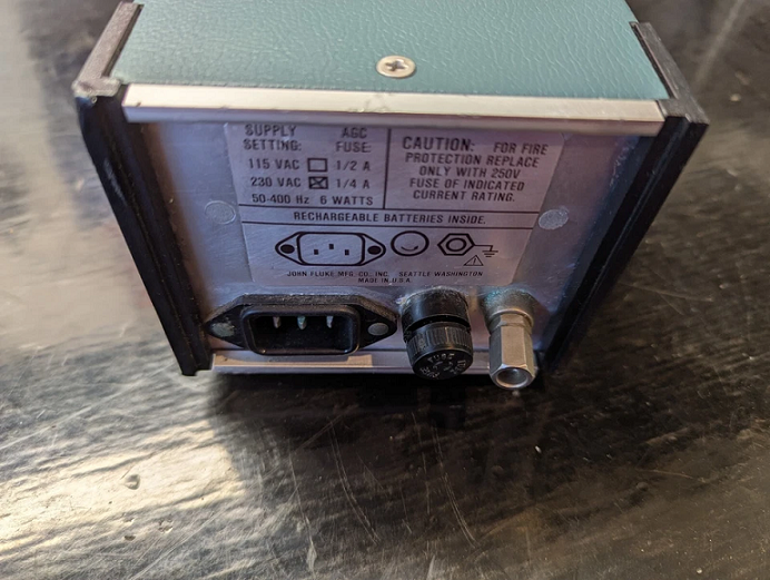 租售回收FLUKE福禄克  6130B多功能校准器