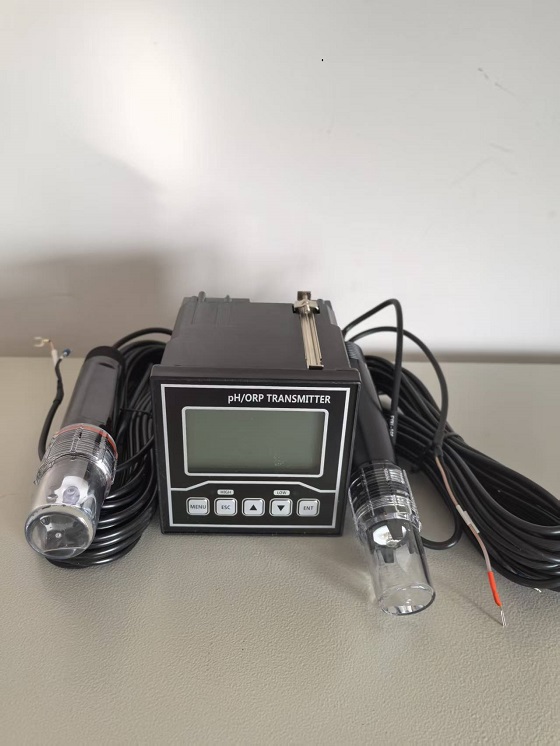 pH/ORP控制器CHD-PHG810库号D410082  