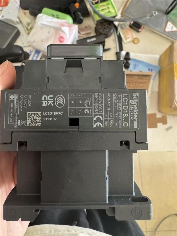 正品施耐德交流接触器