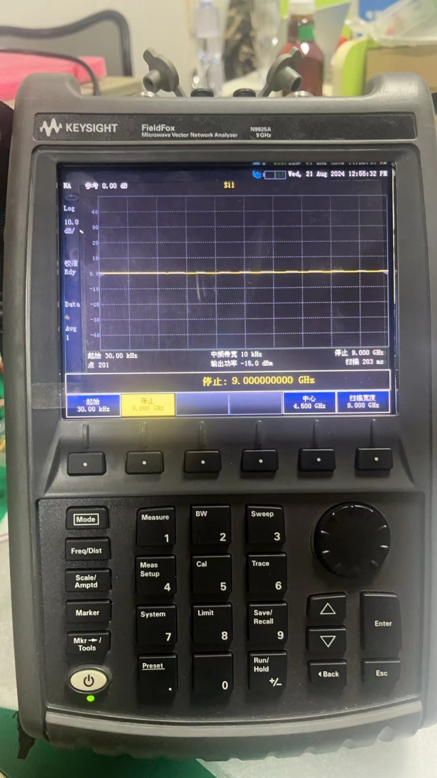 N9925A手持网络分析仪2.jpg