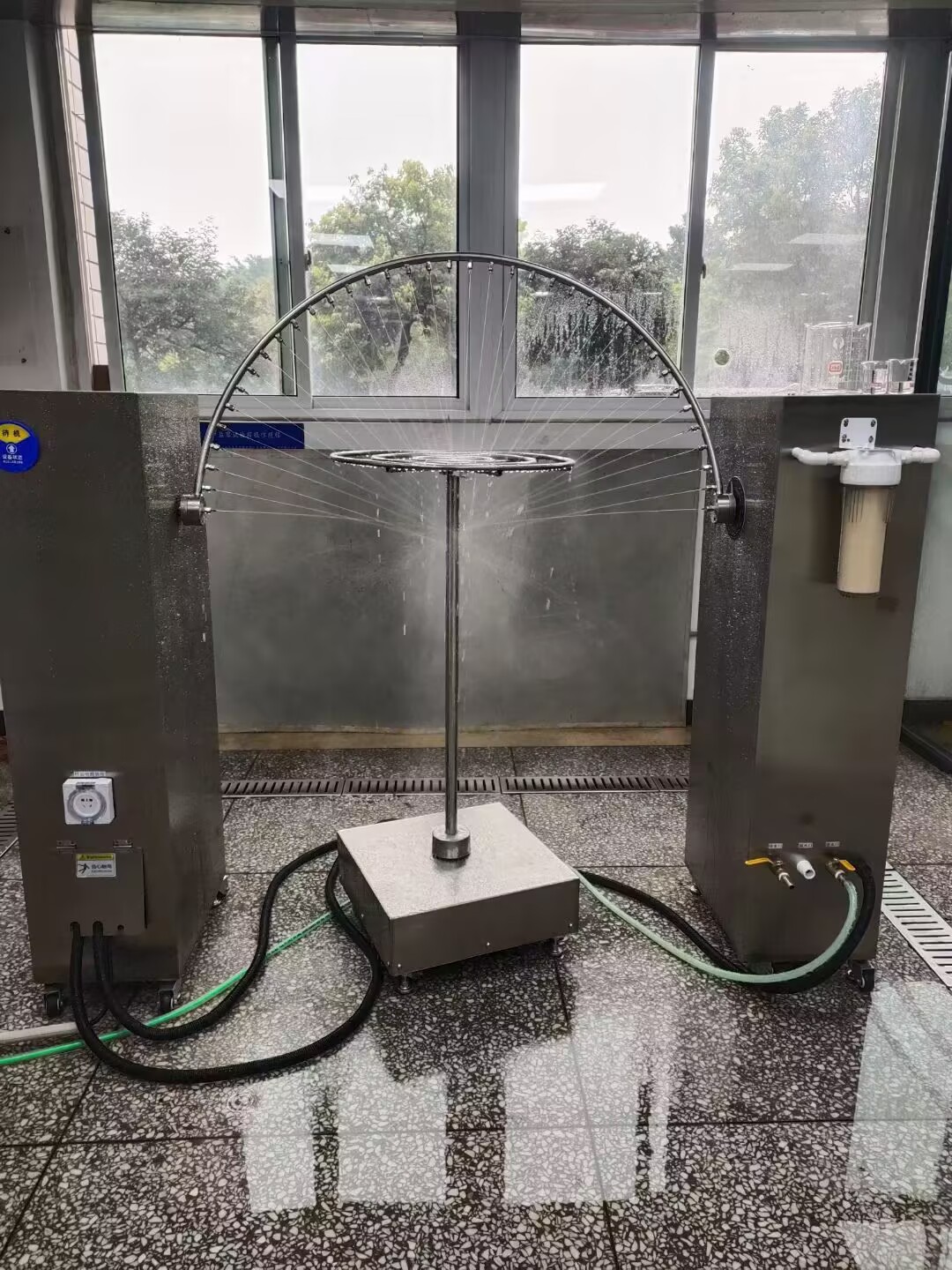 IP X34摆管淋雨试验装置.png