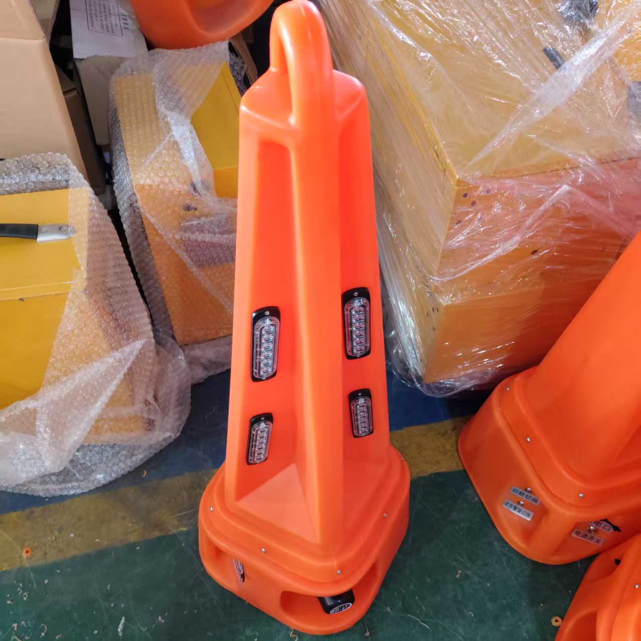 声光路锥报警器1.jpg