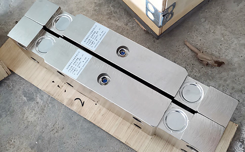 HZ-ZC轴承座荷重传感器2510203.jpg HZ-ZC轴承座荷重传感器2510203.jpg