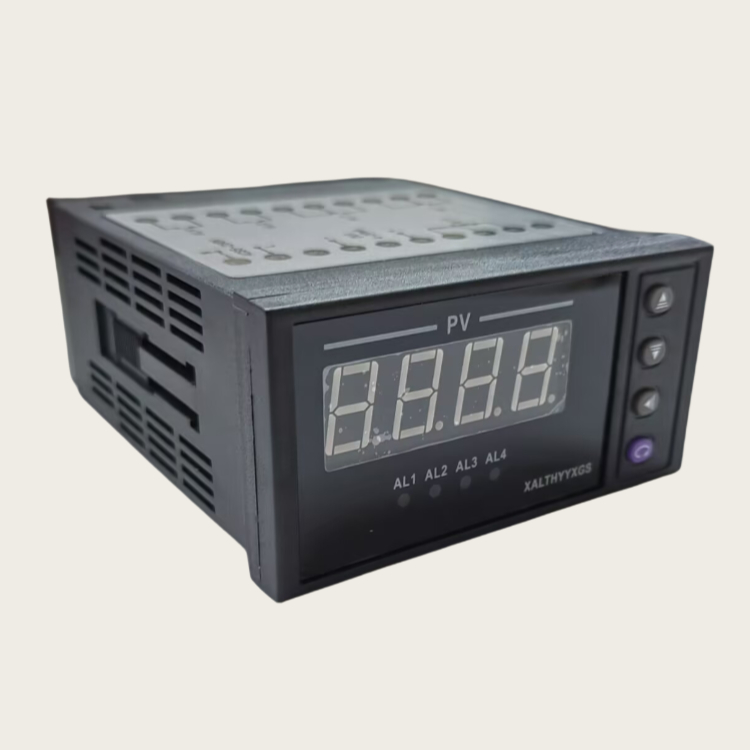 SAILT44.jpg SAILT44.jpg