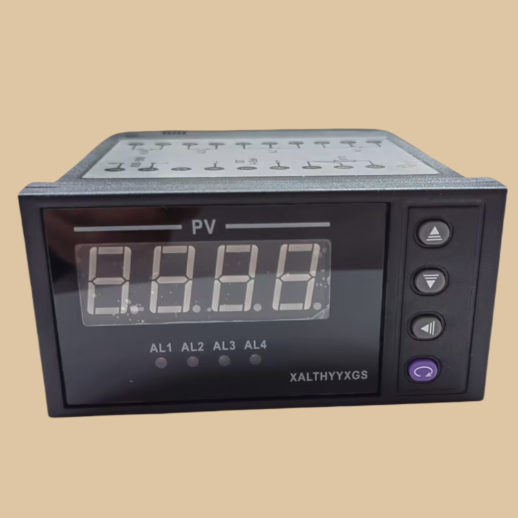 SAILT43.jpg SAILT43.jpg