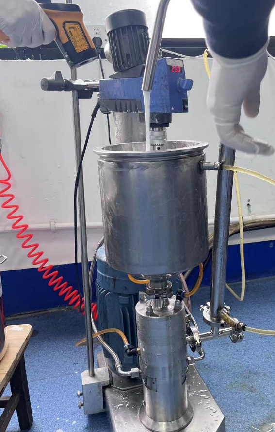 红霉素肠溶混悬液改进型胶体磨