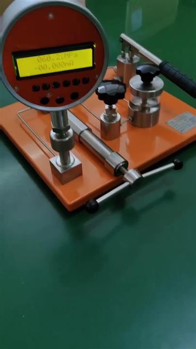 LD-YBS系列压力校验台0-60mpa